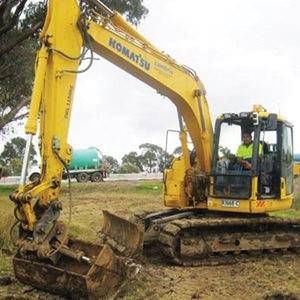 19112010KomatsuFixedPriceServicing-(1).jpg
