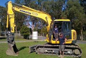 D2E-Komatsu-Offers-Unbeatable-Package-For-Brad-Scott-(1).jpg