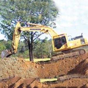 07072010MaranoaPurchasestwoMoreNewKomatsuMachines_PC300-(1).jpg