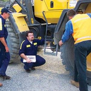 02122010SkillsSupremacyTheKomatsuCertifiedTechnicAccreditation-(1).jpg